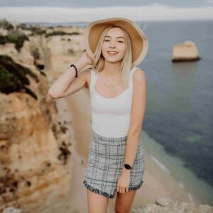 Profile photo of zoe dylan